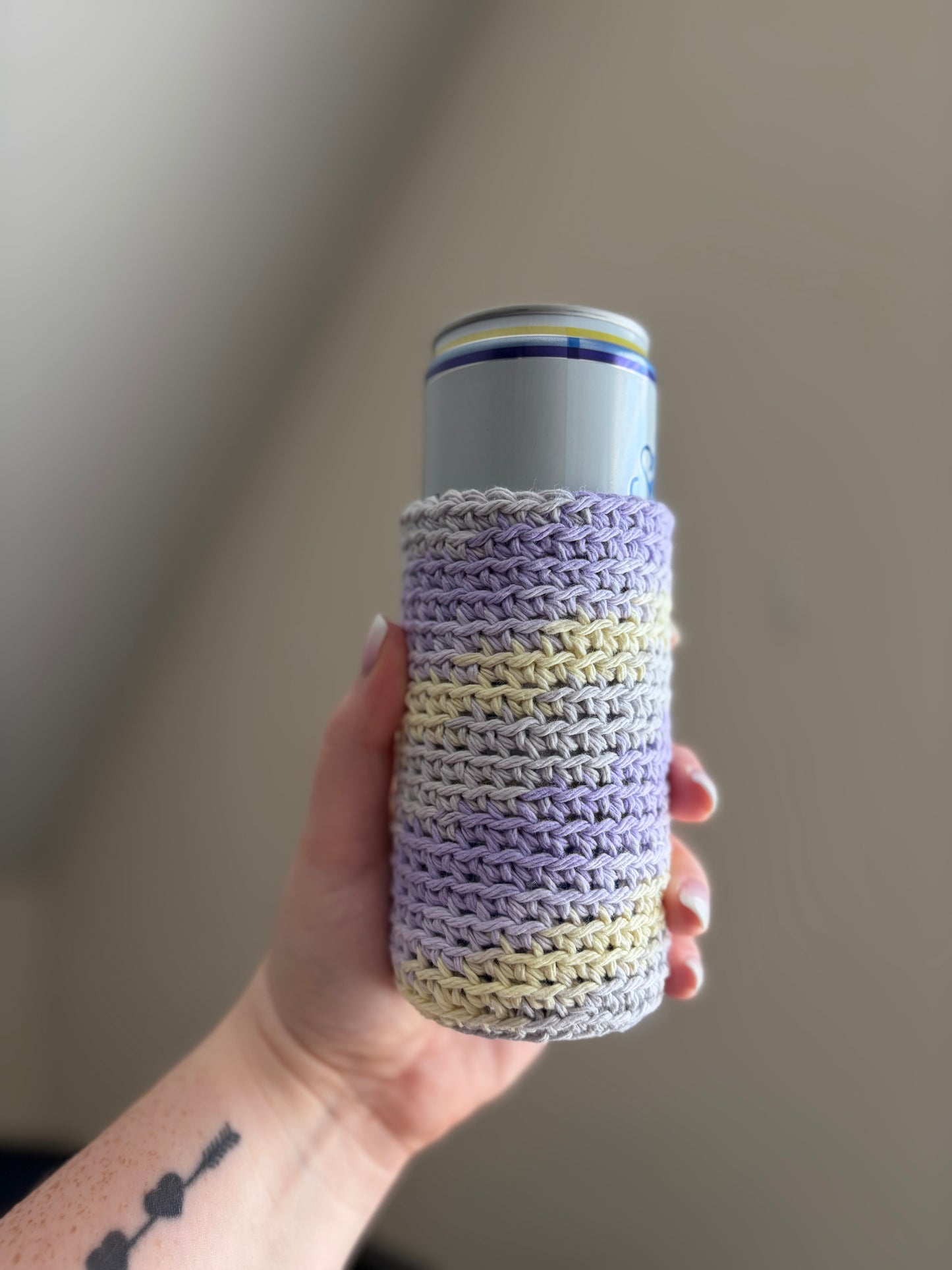 Lilac Ombre 12 oz can Koozie